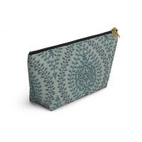 Mumbai Lace Accessory Pouch w T-bottom in Green